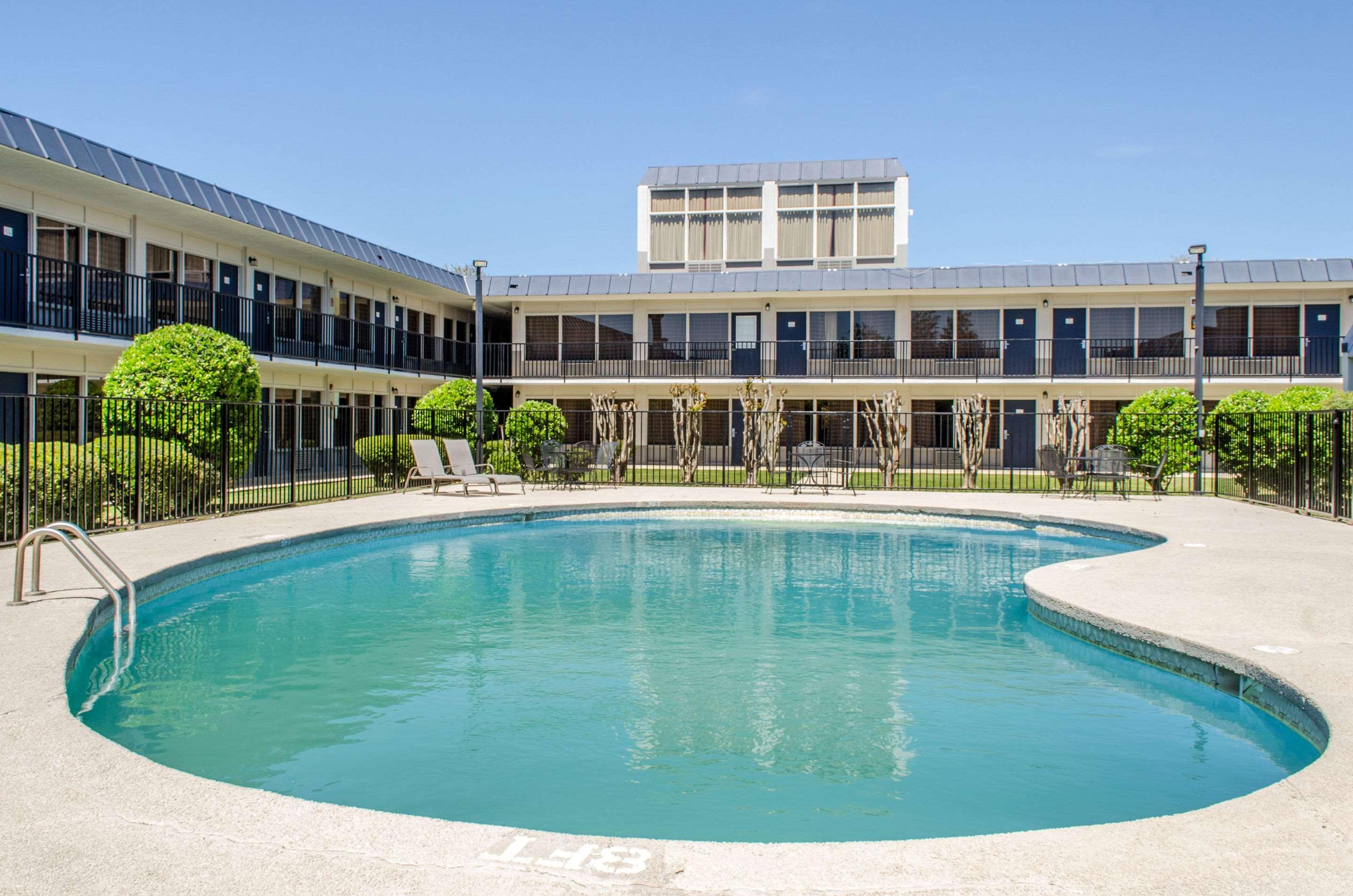 Quality Inn & Suites Laurel Εξωτερικό φωτογραφία