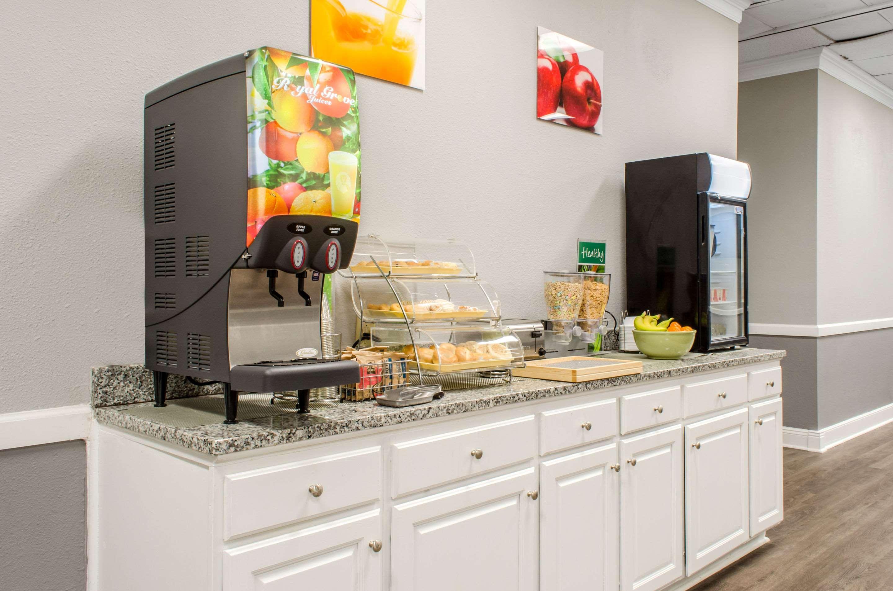 Quality Inn & Suites Laurel Εξωτερικό φωτογραφία