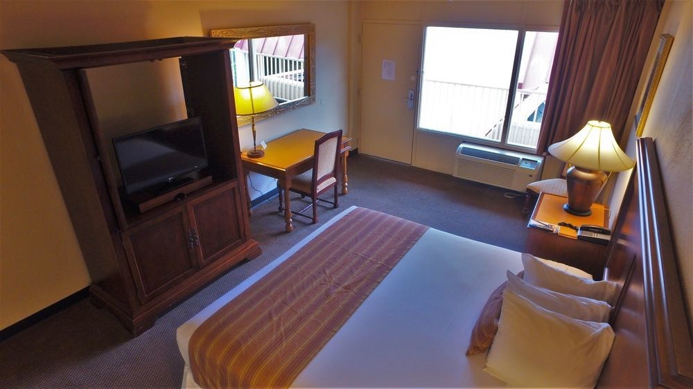 Quality Inn & Suites Laurel Εξωτερικό φωτογραφία